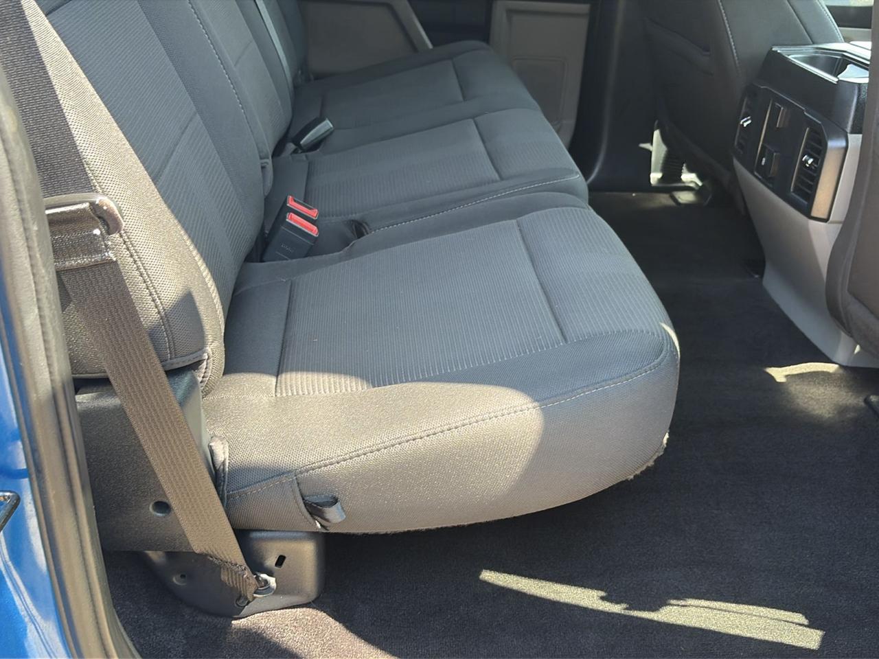Ford F-150 4WD SuperCrew 145" STX 2019