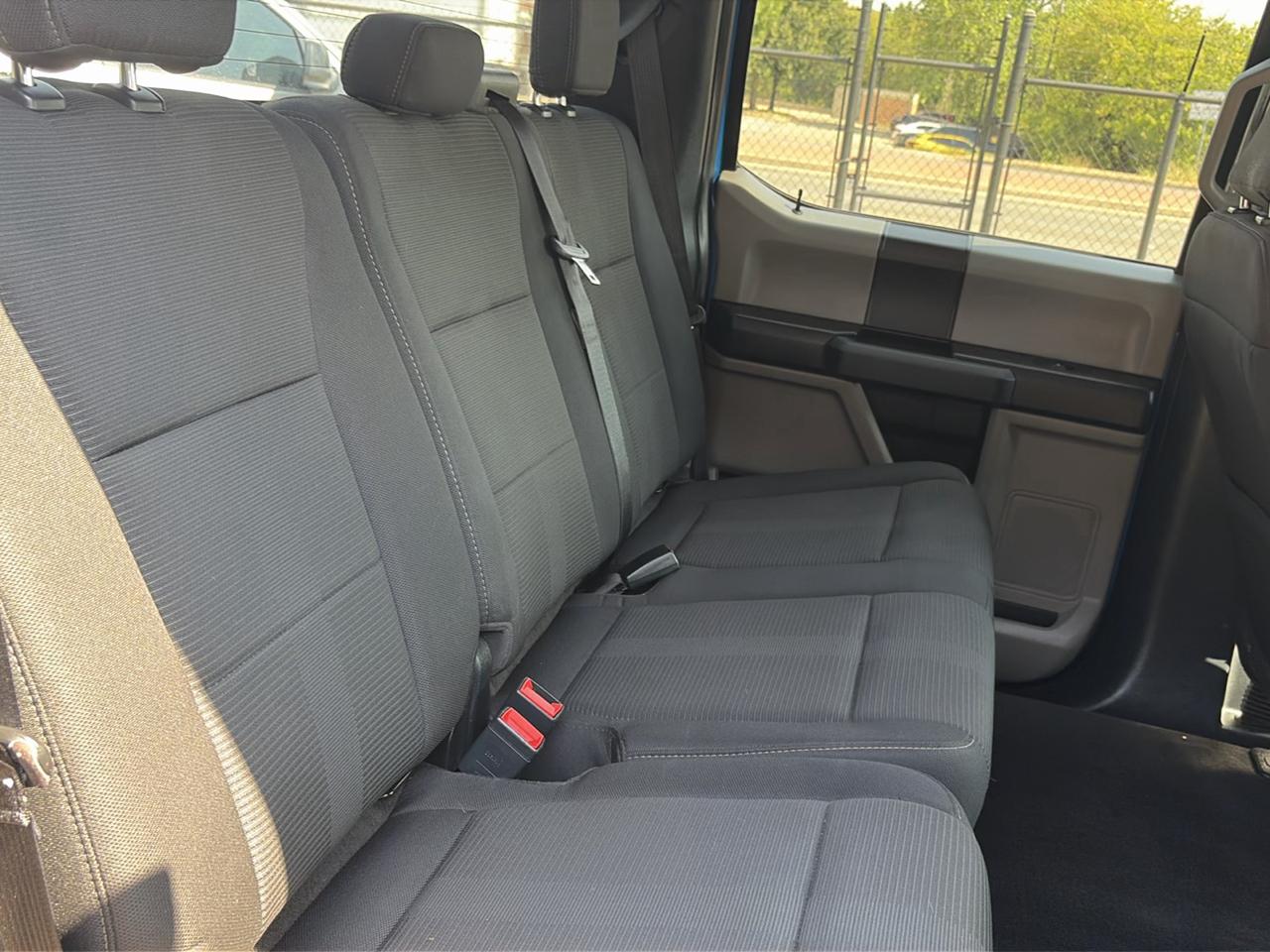 Ford F-150 4WD SuperCrew 145" STX 2019