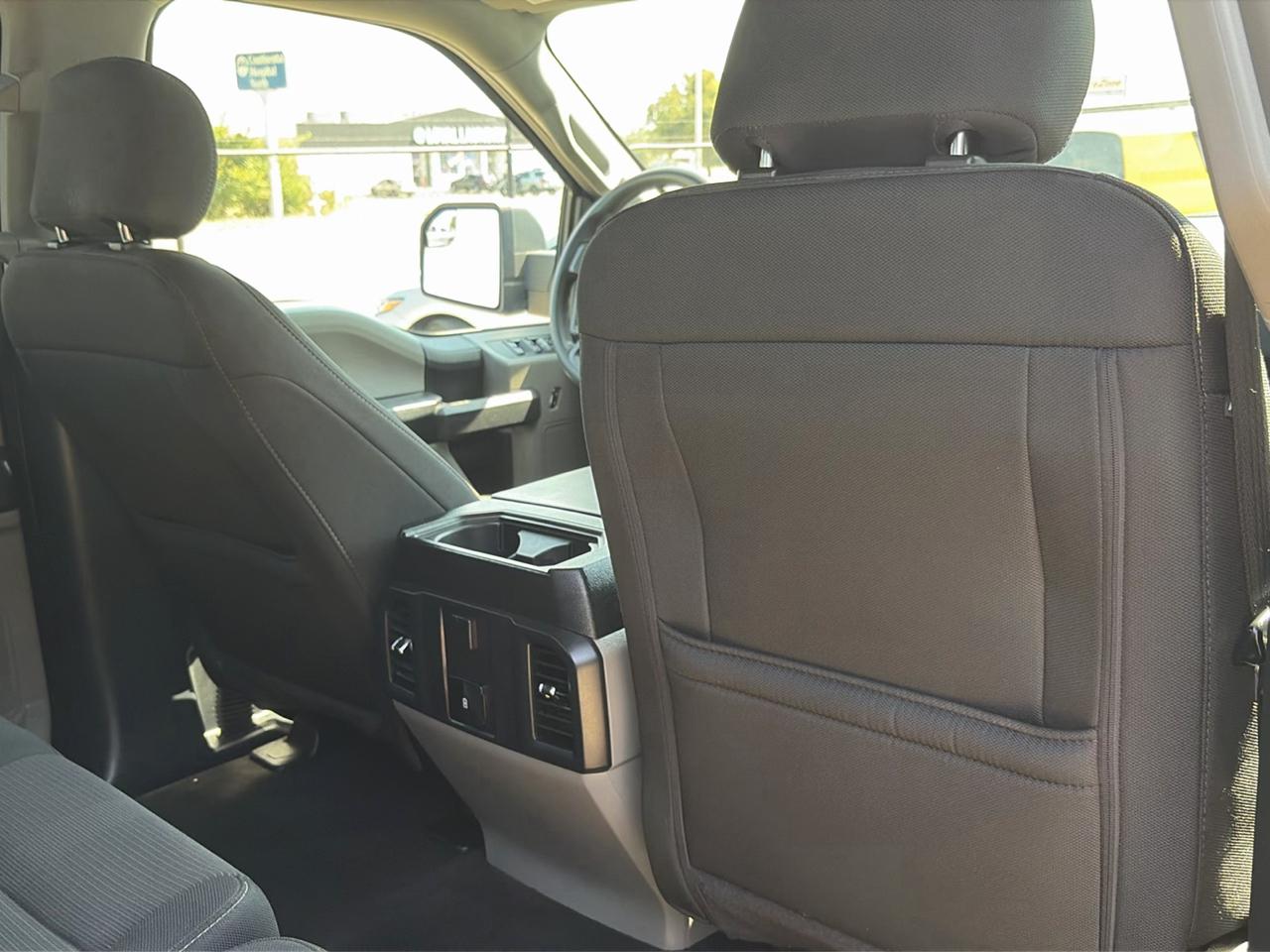 Ford F-150 4WD SuperCrew 145" STX 2019