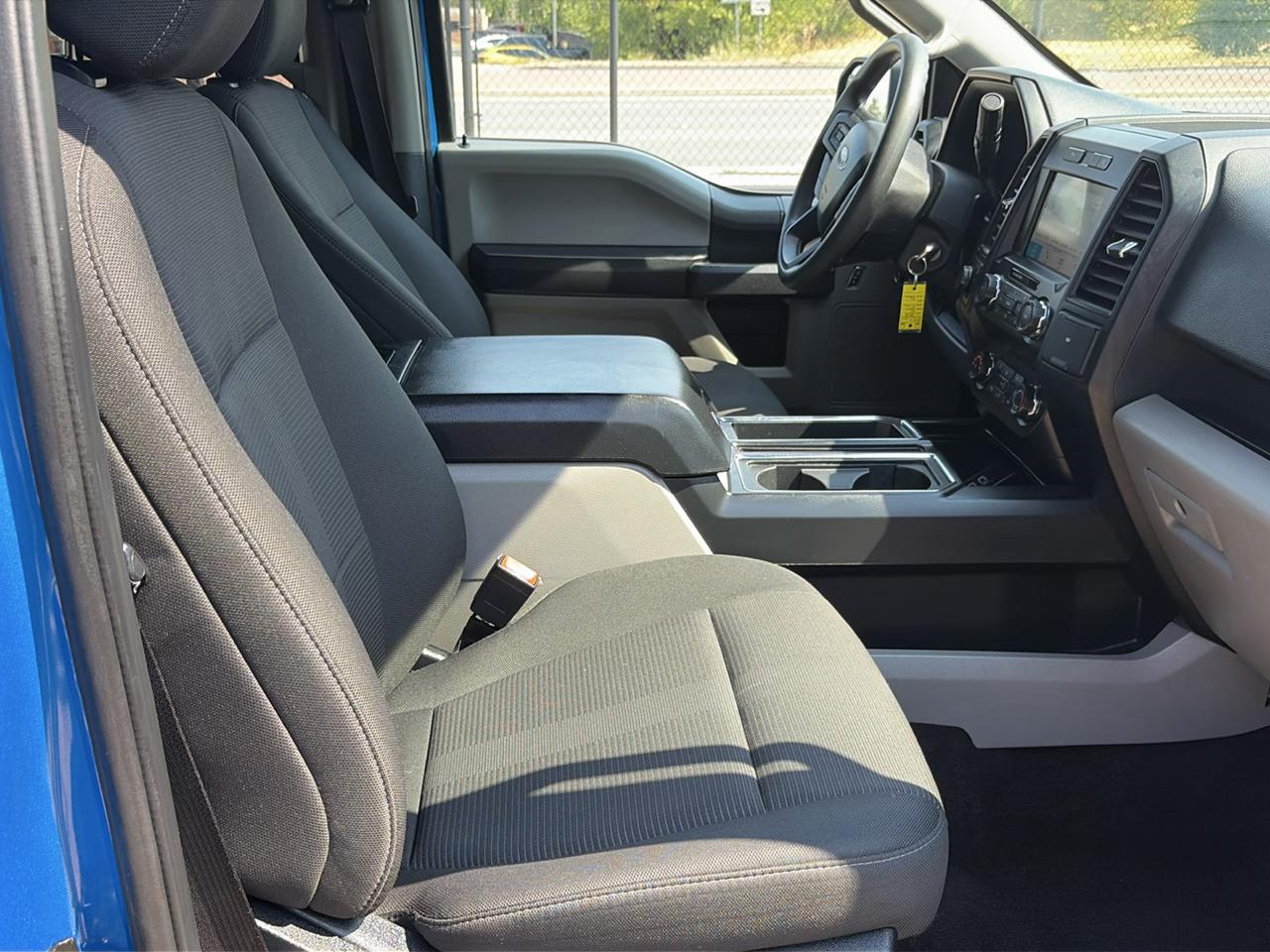 Ford F-150 4WD SuperCrew 145" STX 2019