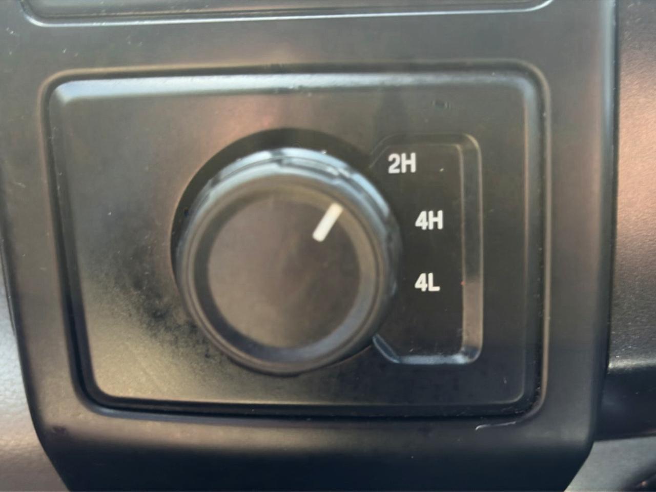 Ford F-150 4WD SuperCrew 145" STX 2019