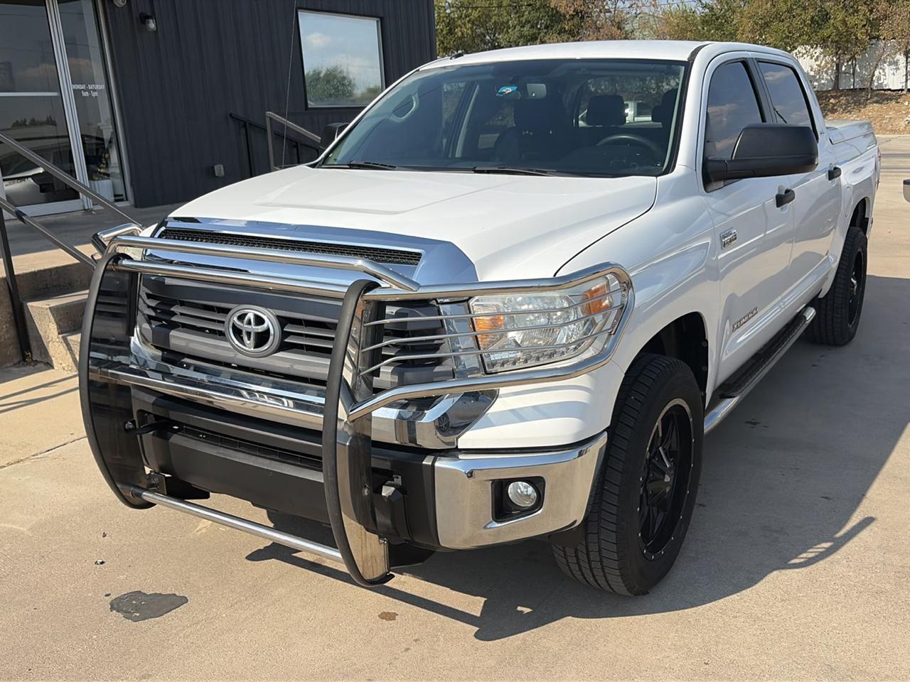 Toyota Tundra SR5 5.7L V8 CrewMax 2WD 2014
