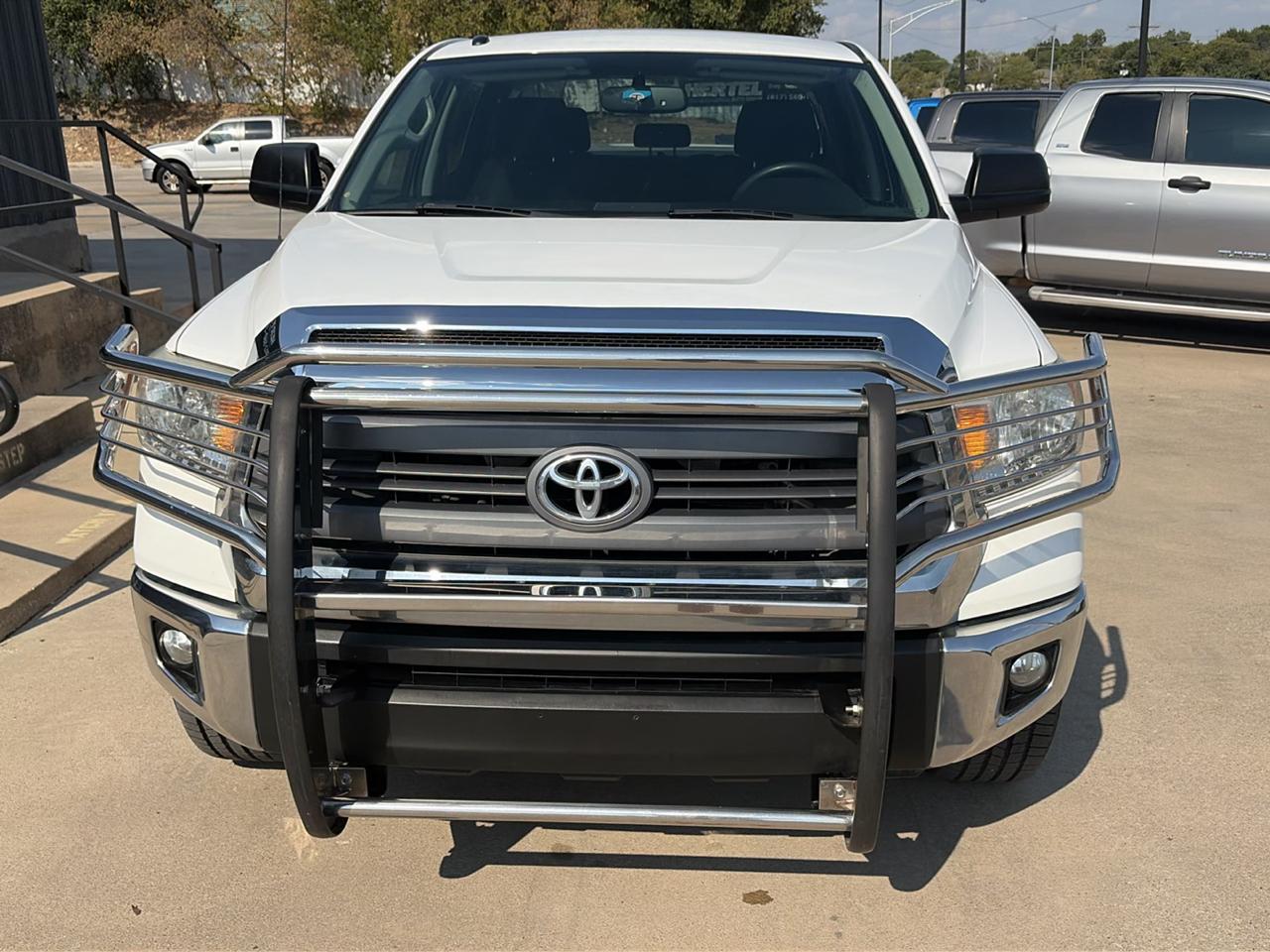 Toyota Tundra SR5 5.7L V8 CrewMax 2WD 2014