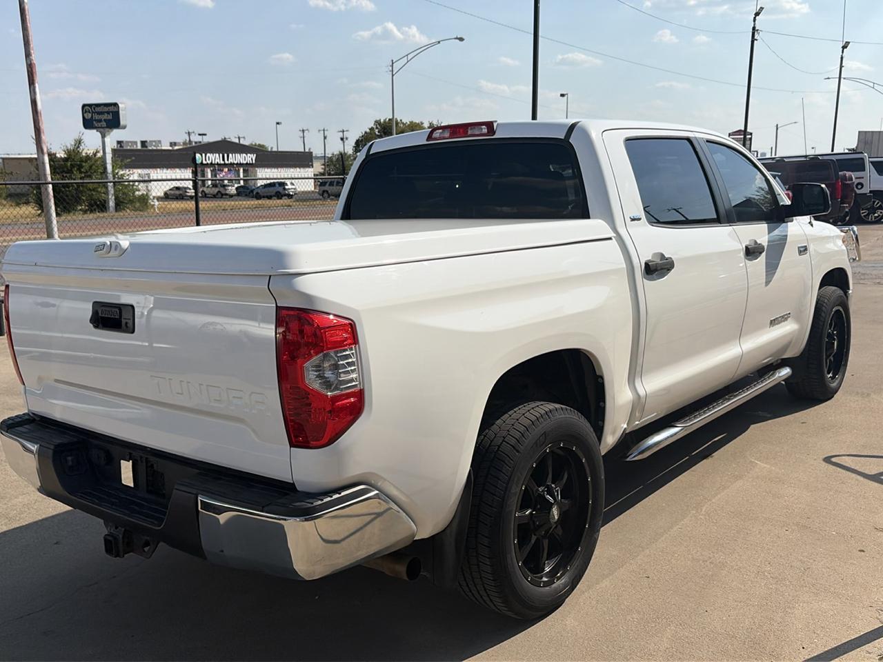Toyota Tundra SR5 5.7L V8 CrewMax 2WD 2014