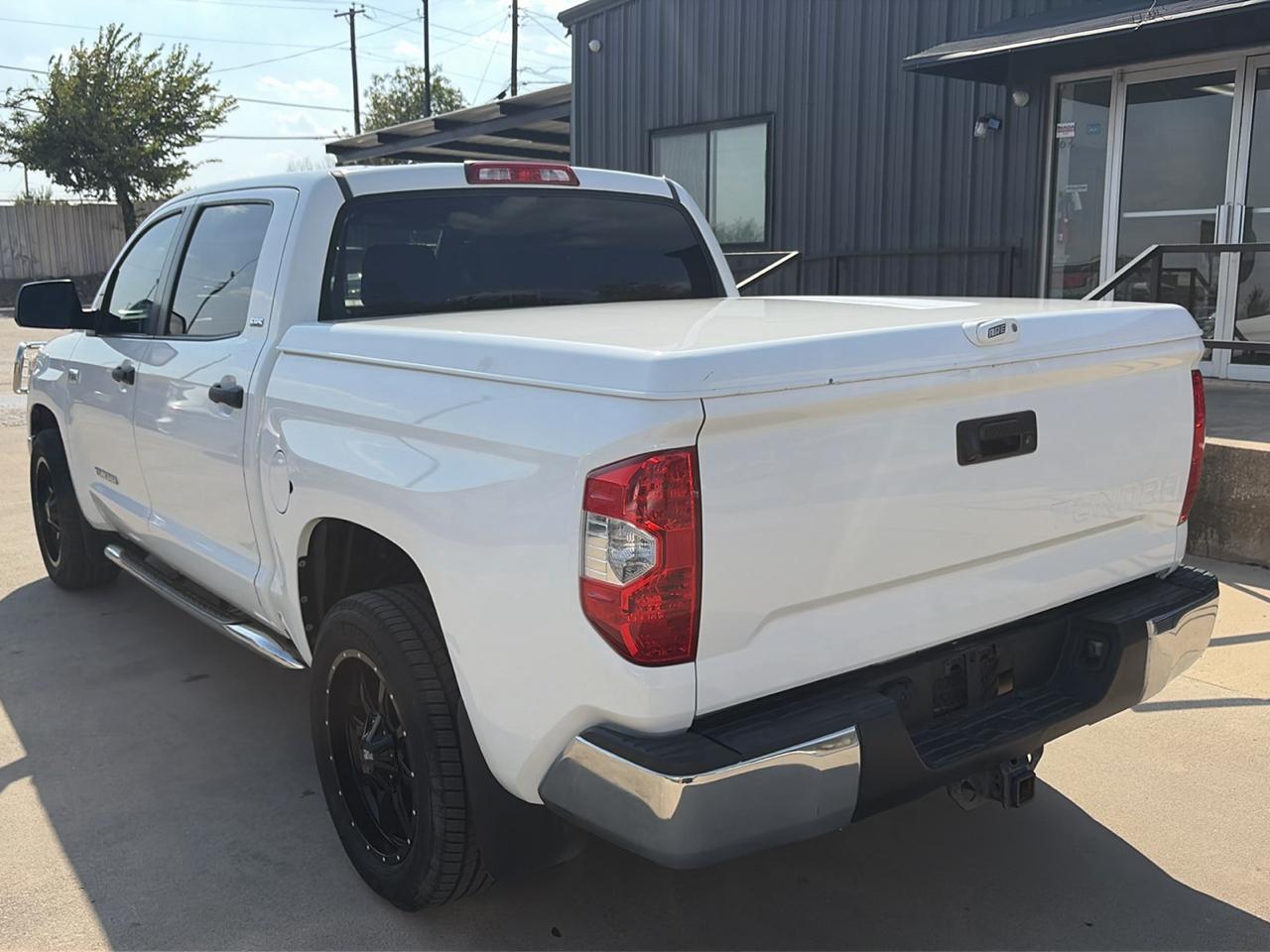 Toyota Tundra SR5 5.7L V8 CrewMax 2WD 2014