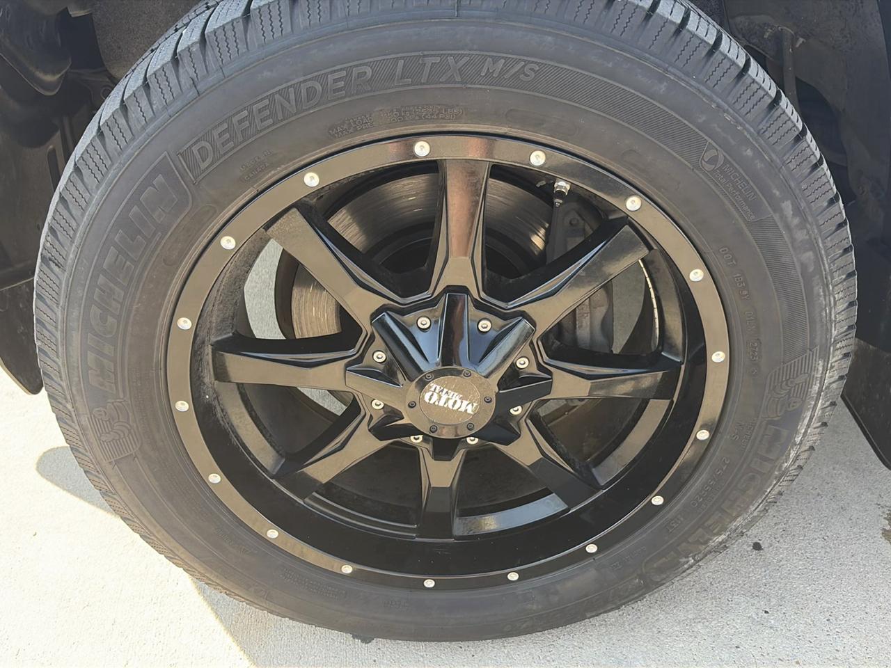 Toyota Tundra SR5 5.7L V8 CrewMax 2WD 2014