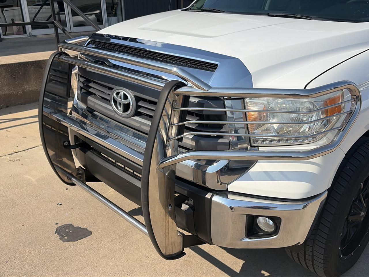 Toyota Tundra SR5 5.7L V8 CrewMax 2WD 2014
