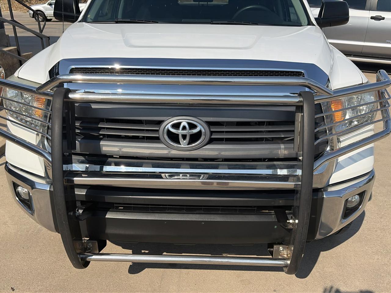 Toyota Tundra SR5 5.7L V8 CrewMax 2WD 2014