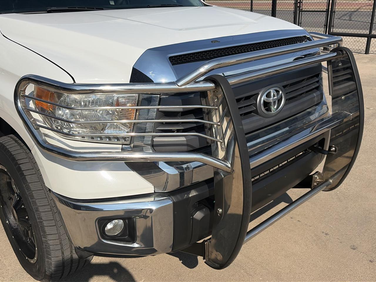 Toyota Tundra SR5 5.7L V8 CrewMax 2WD 2014