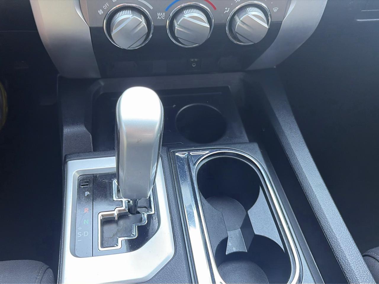 Toyota Tundra SR5 5.7L V8 CrewMax 2WD 2014
