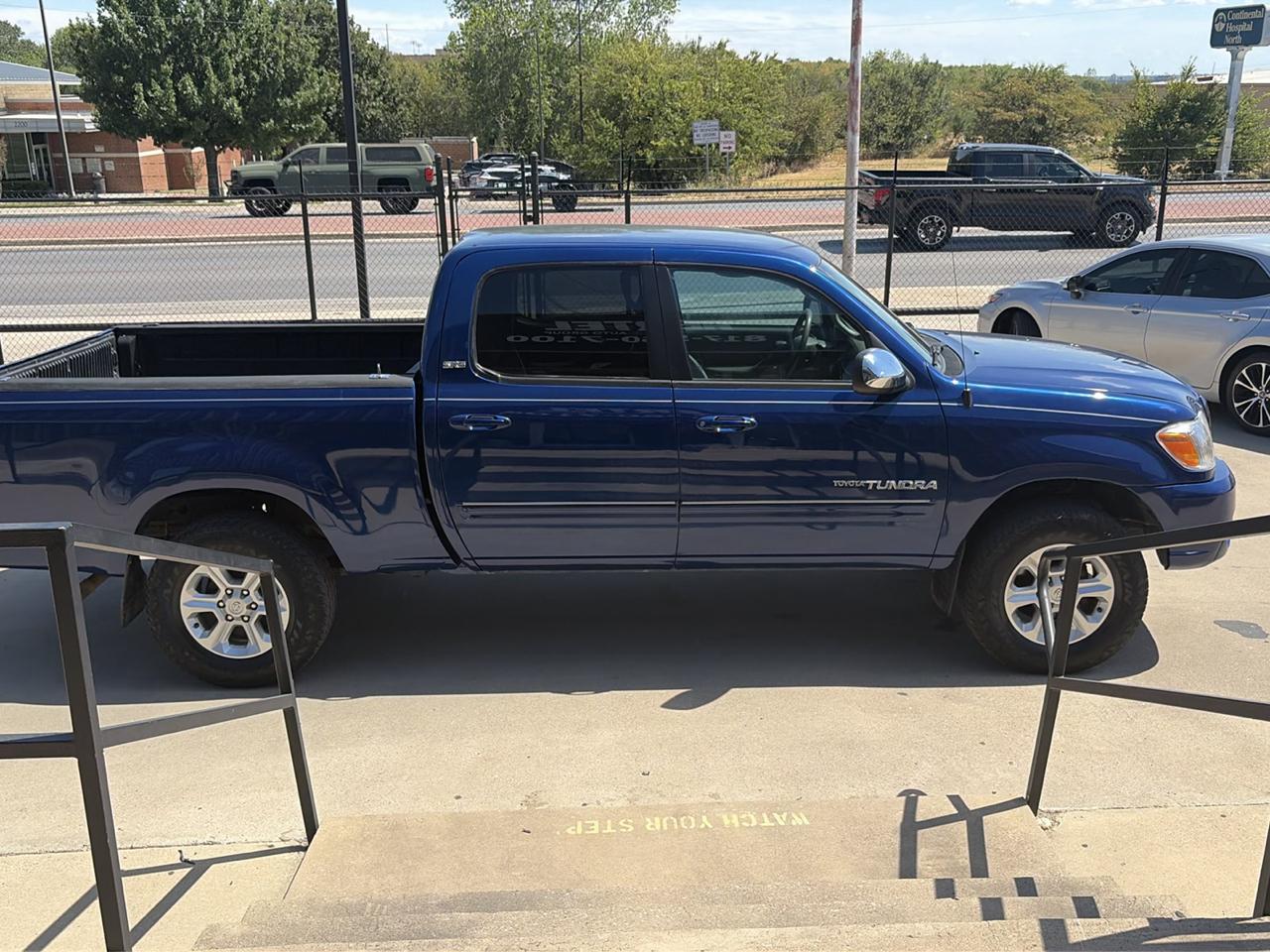 Toyota Tundra DoubleCab V8 DW (Natl) 2005