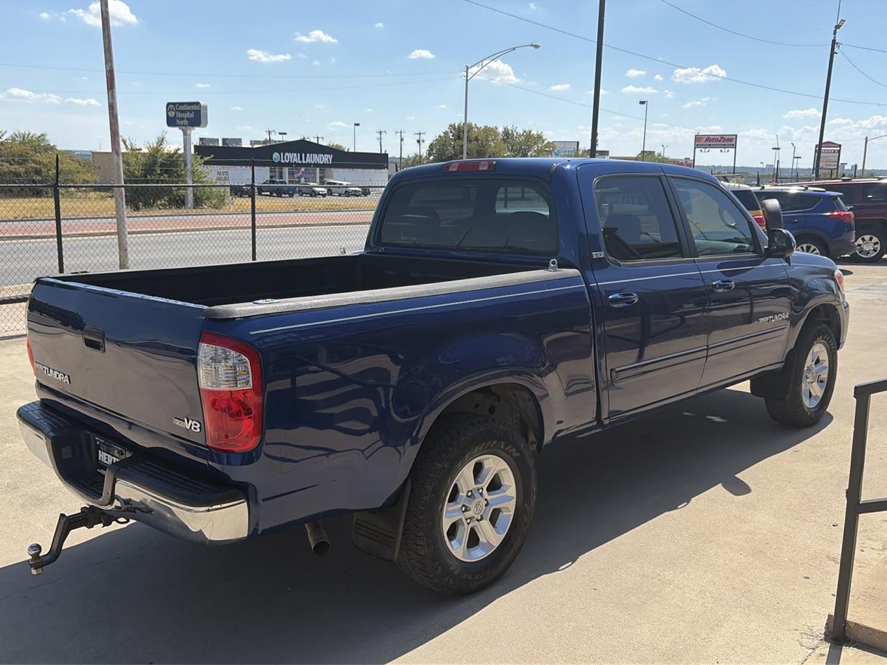 Toyota Tundra DoubleCab V8 DW (Natl) 2005