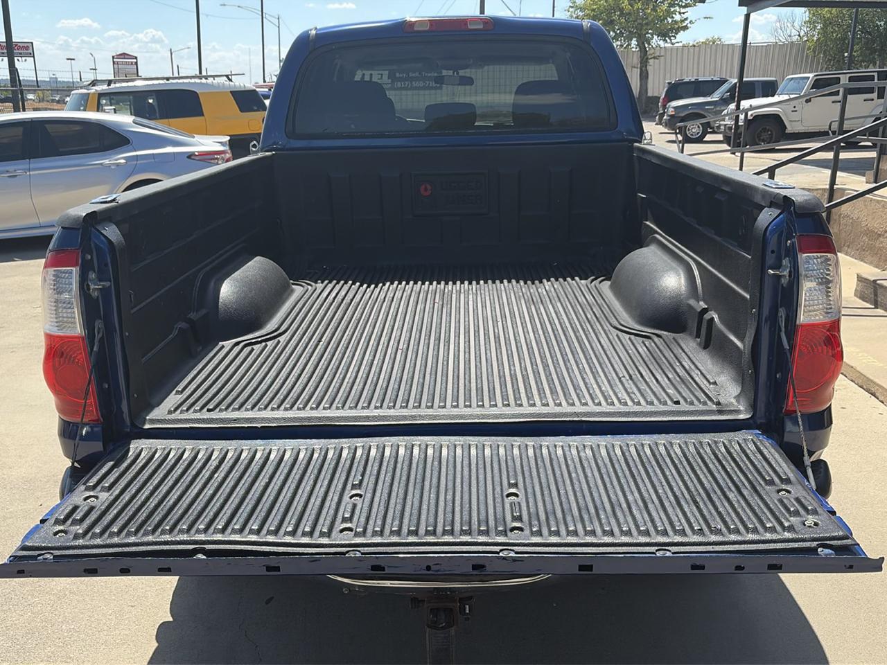 Toyota Tundra DoubleCab V8 DW (Natl) 2005