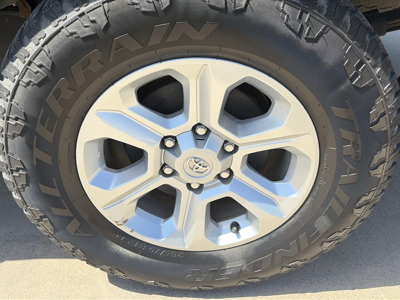 Toyota Tundra DoubleCab V8 DW (Natl) 2005