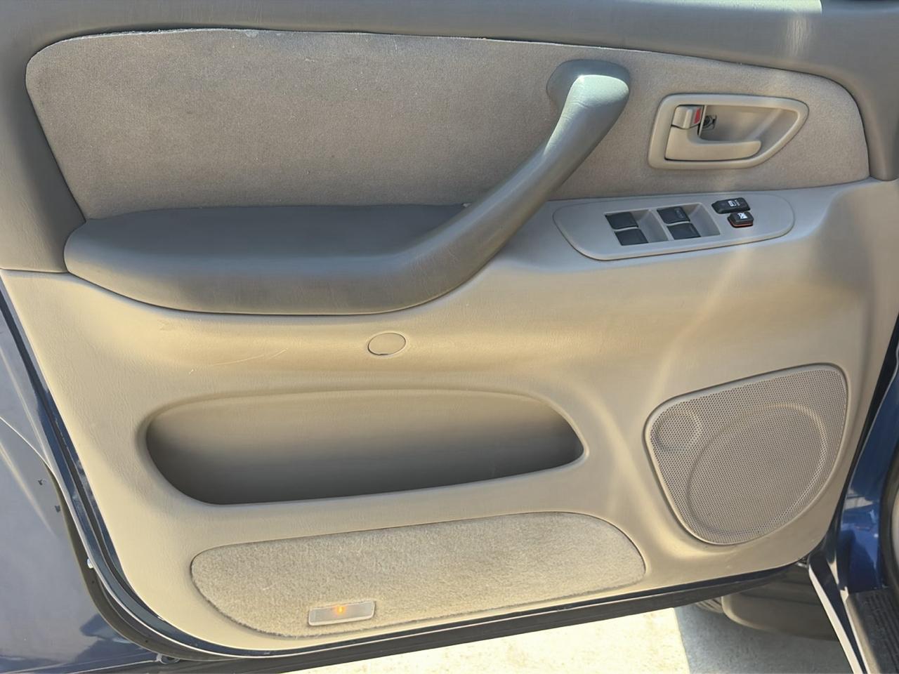 Toyota Tundra DoubleCab V8 DW (Natl) 2005