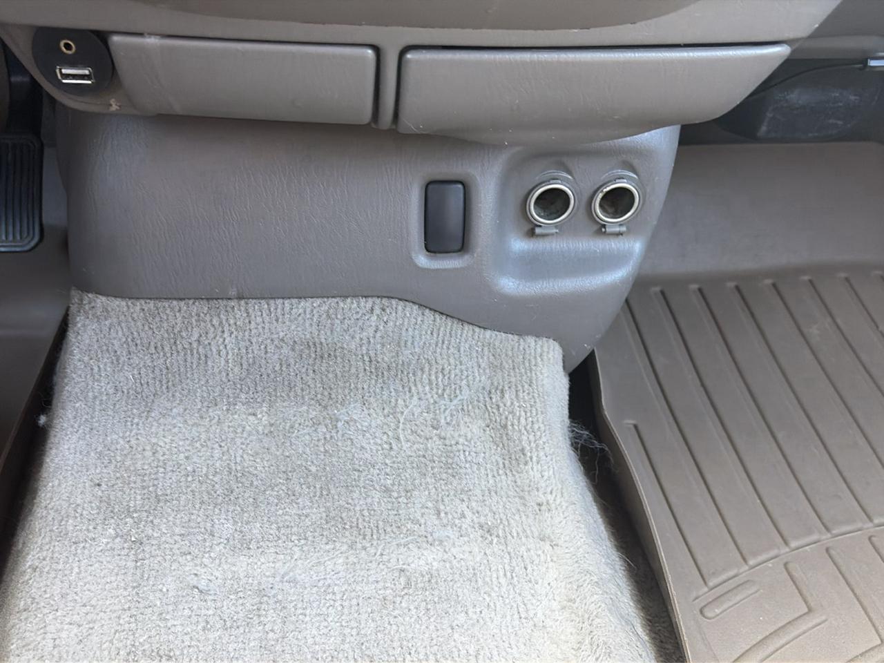 Toyota Tundra DoubleCab V8 DW (Natl) 2005