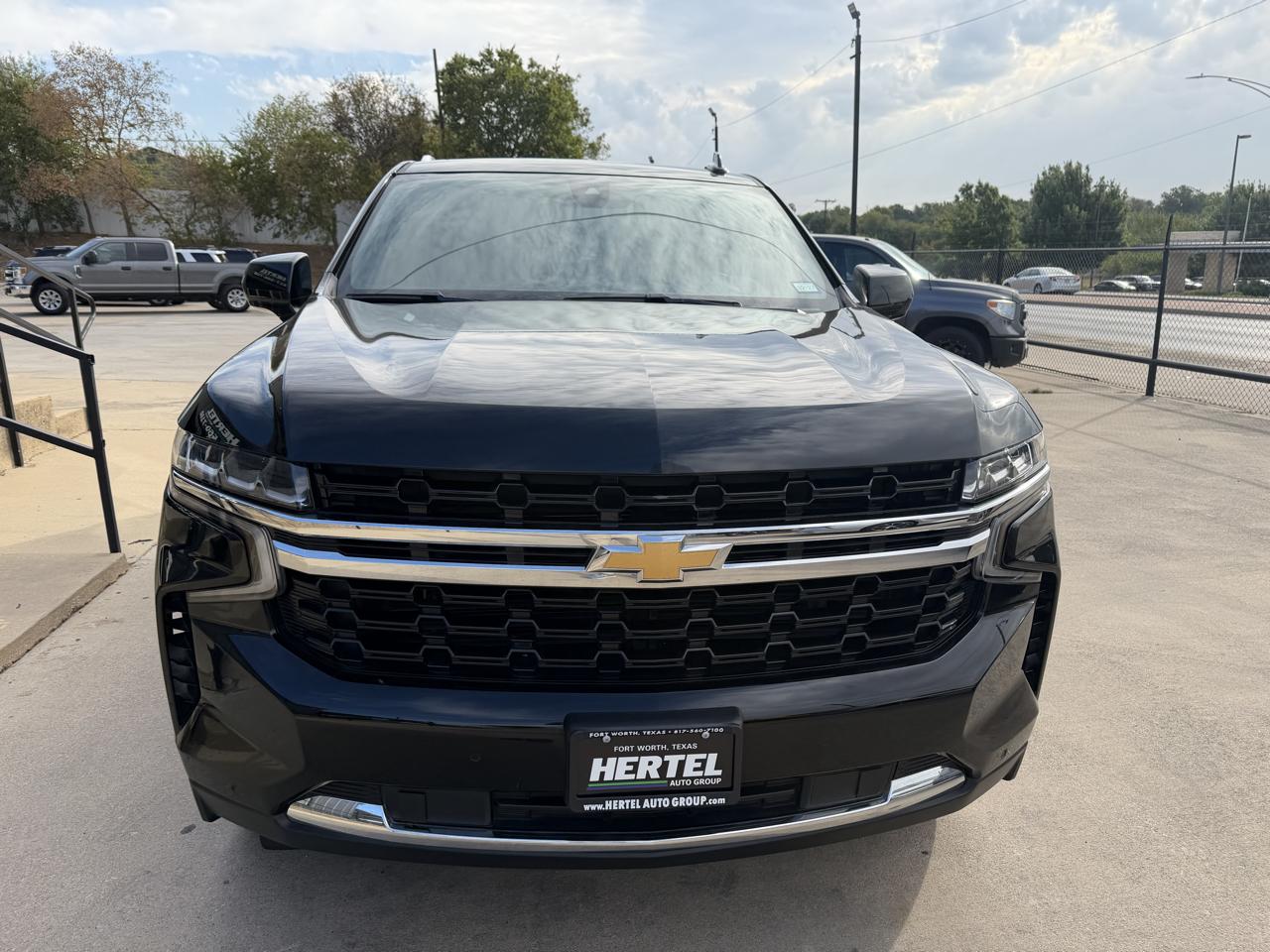 Chevrolet Suburban LS 2021