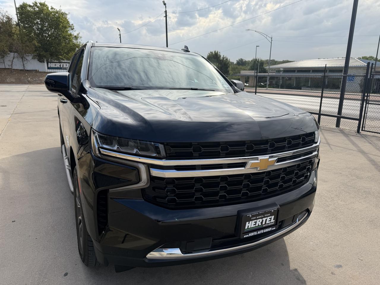 Chevrolet Suburban LS 2021