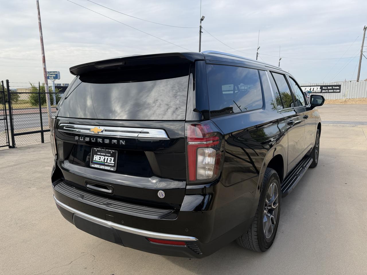 Chevrolet Suburban LS 2021