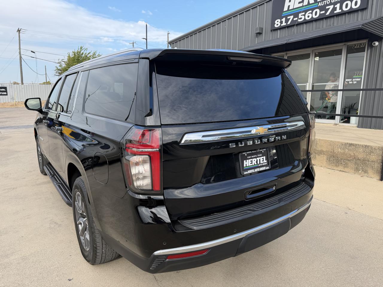 Chevrolet Suburban LS 2021