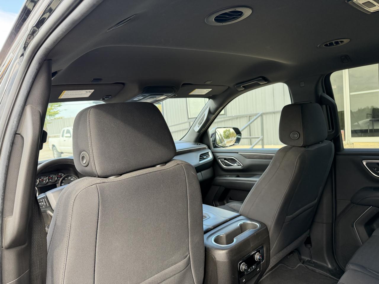 Chevrolet Suburban LS 2021