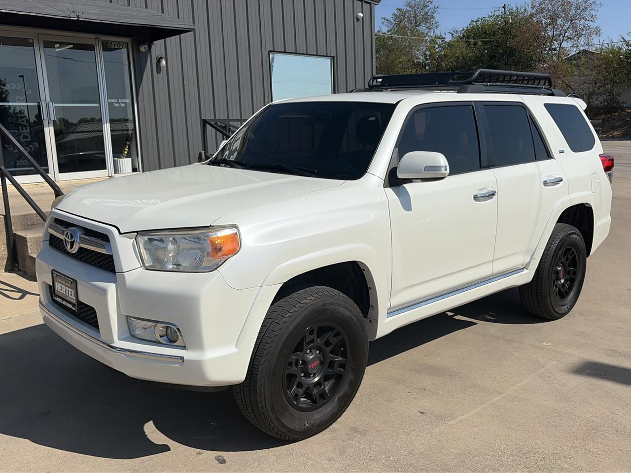 Toyota 4Runner SR5 2WD 2011