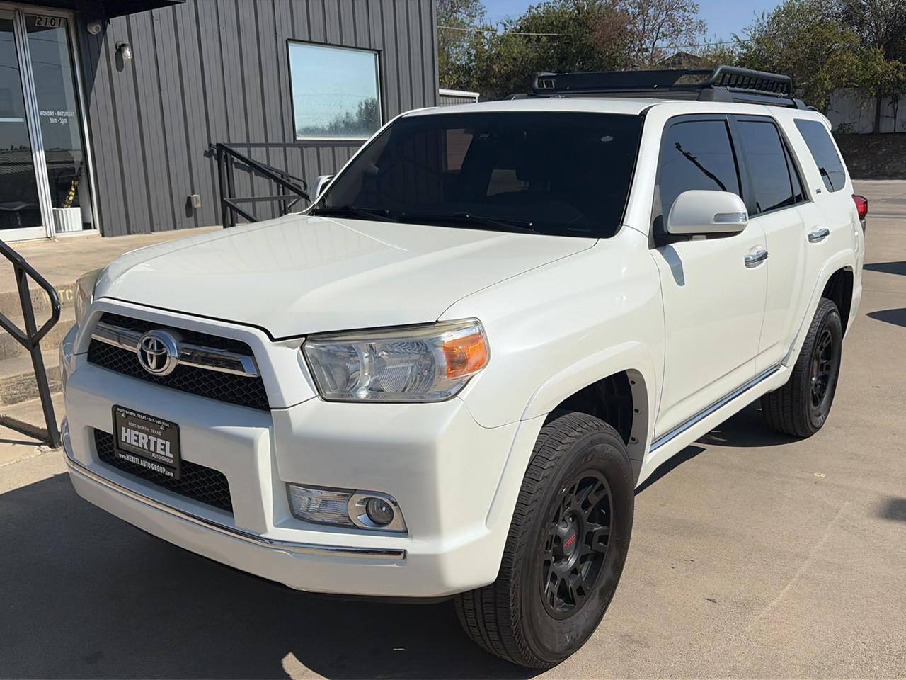 Toyota 4Runner SR5 2WD 2011