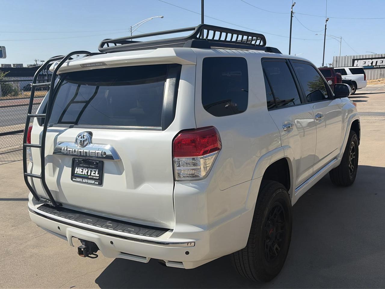 Toyota 4Runner SR5 2WD 2011