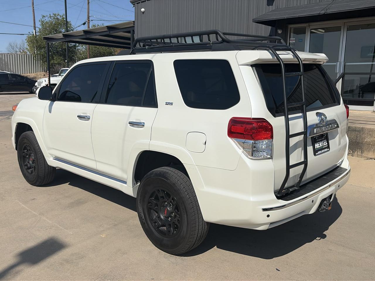 Toyota 4Runner SR5 2WD 2011