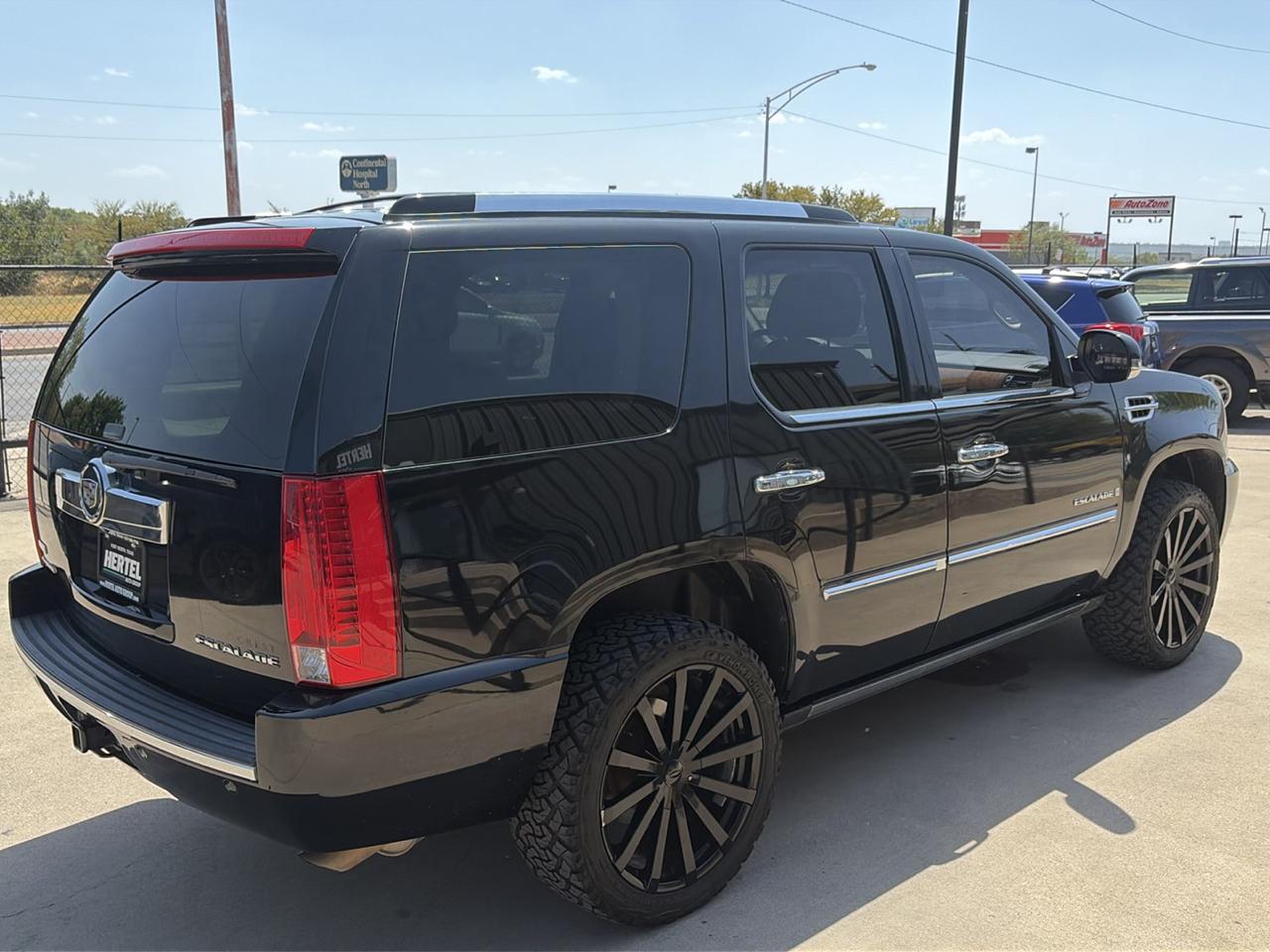 Cadillac Escalade AWD Platinum Edition 2009
