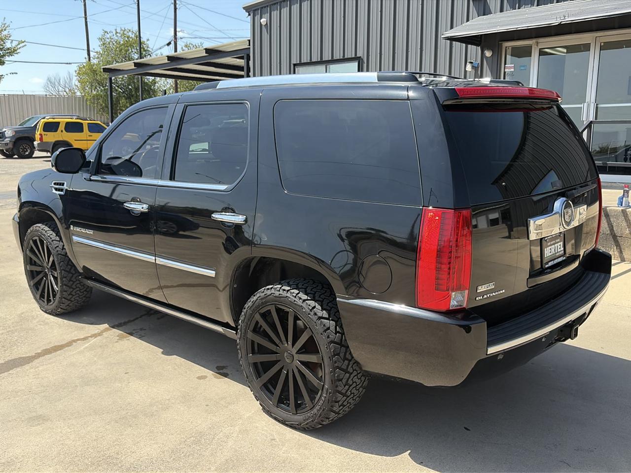 Cadillac Escalade AWD Platinum Edition 2009