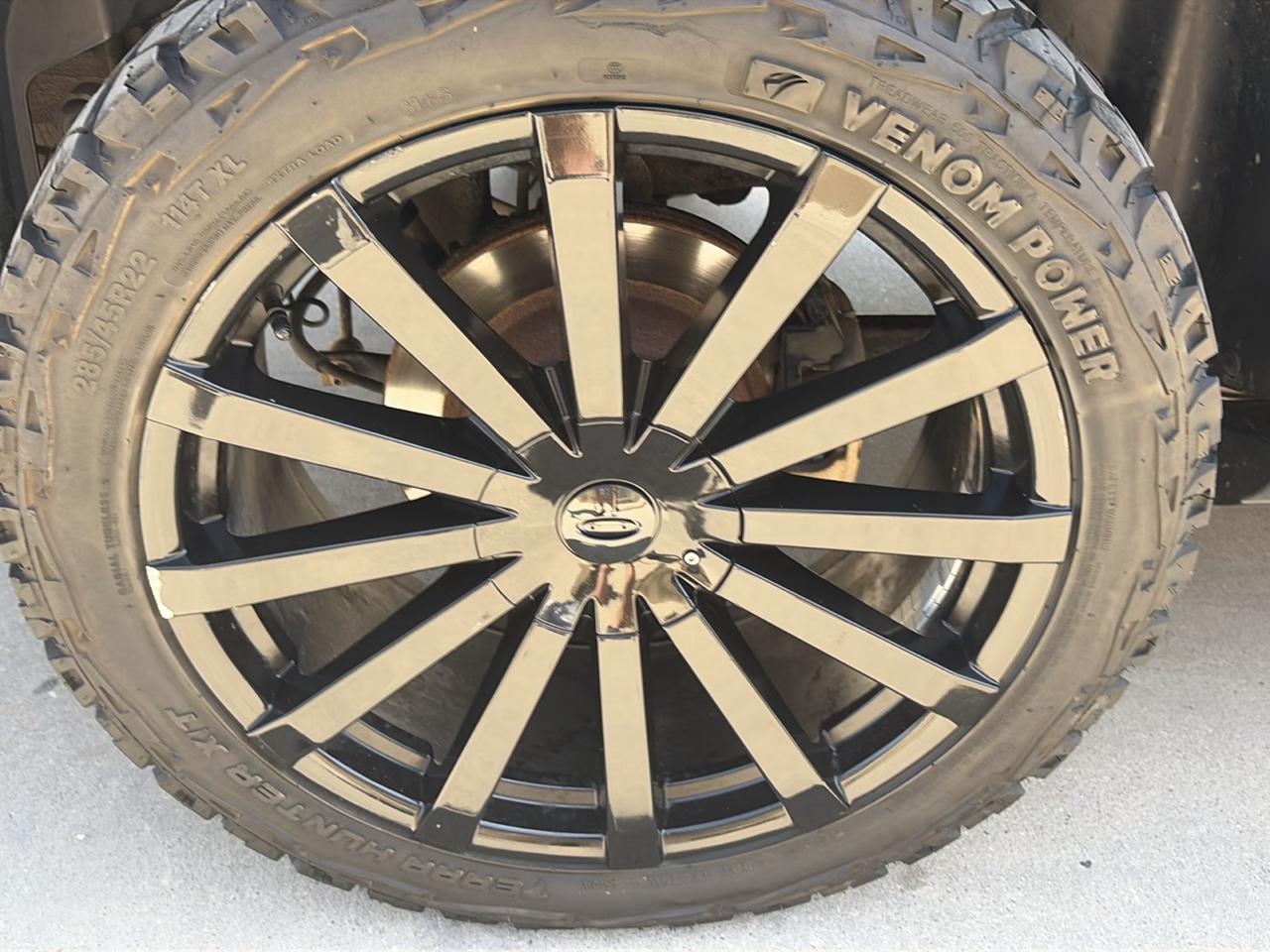 Cadillac Escalade AWD Platinum Edition 2009