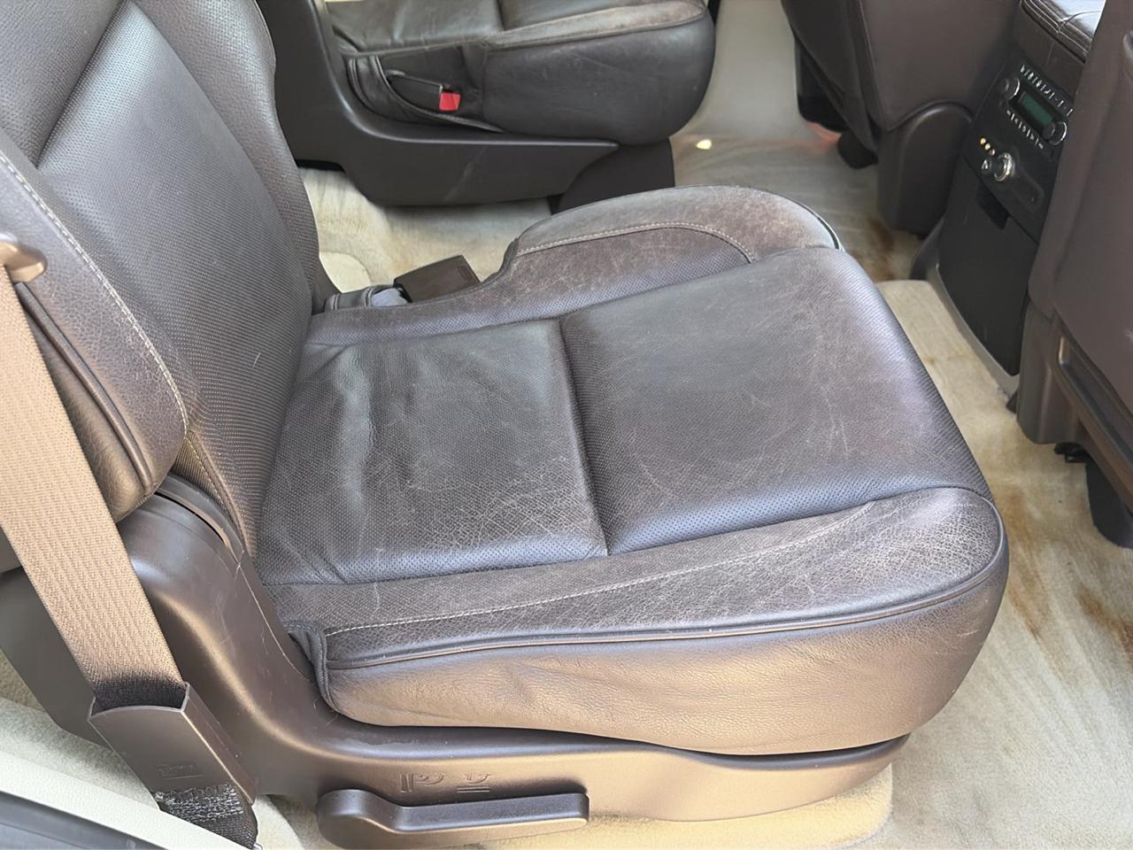Cadillac Escalade AWD Platinum Edition 2009