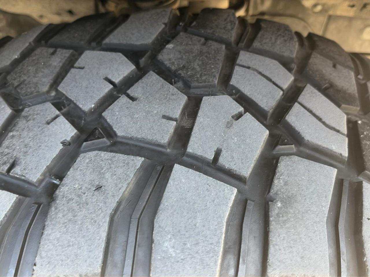Toyota Tundra Platinum CrewMax 5.7L FFV 4WD 2017