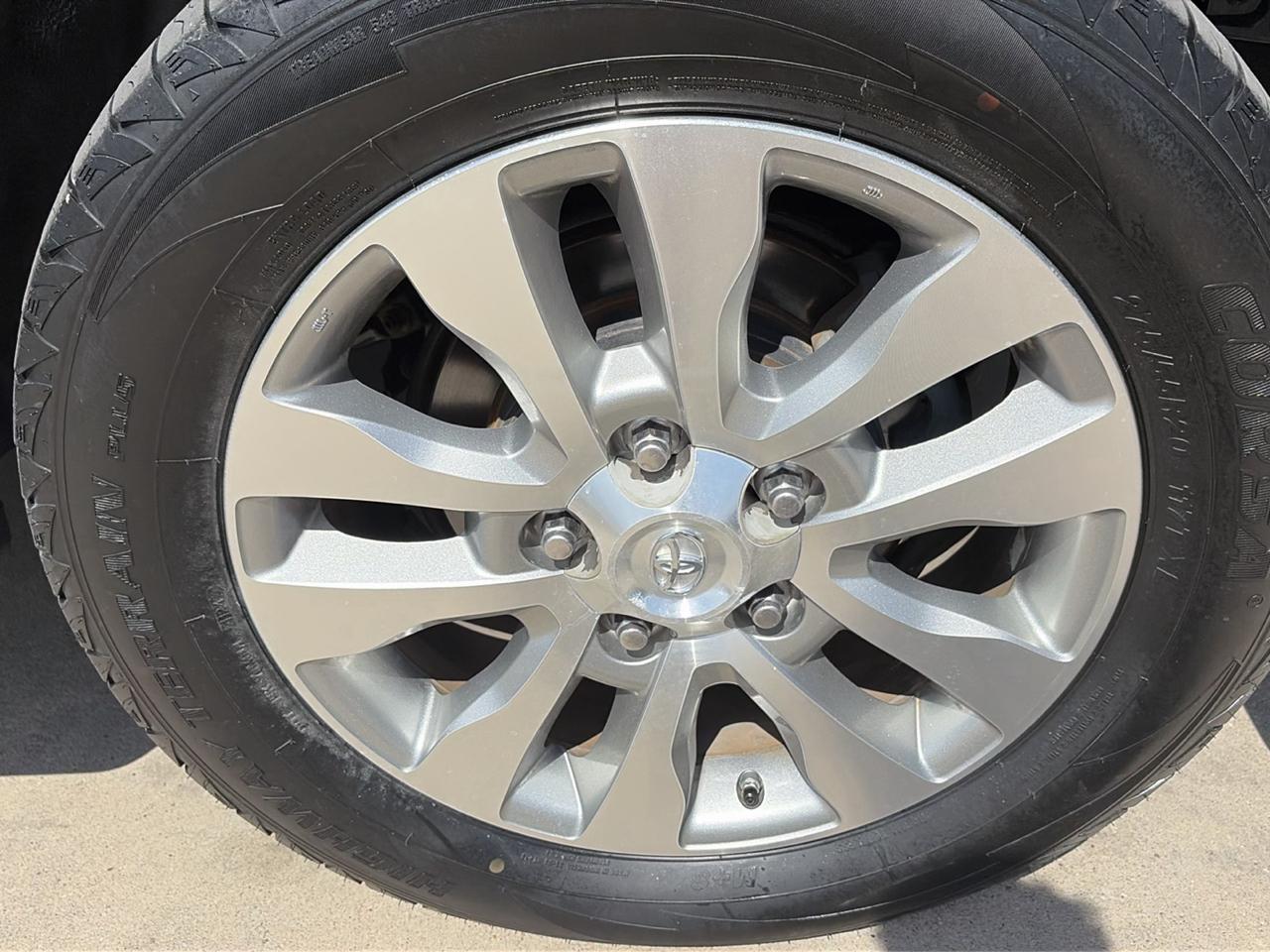 Toyota Sequoia Limited 2WD 2012