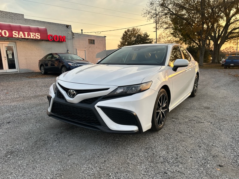 2021 Toyota Camry SE