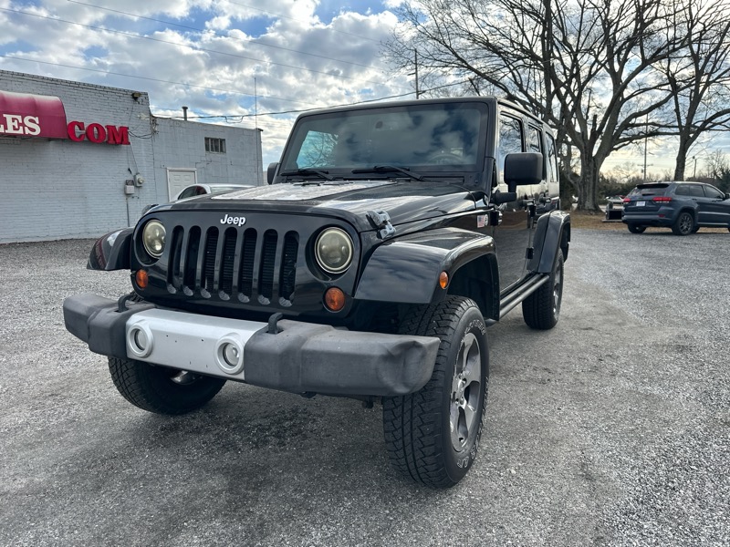 2013 Jeep Wrangler Unlimited Sahara