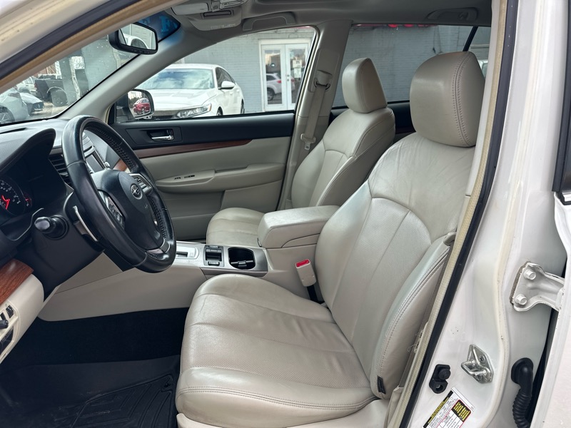 Subaru Outback 2.5i Limited 2014