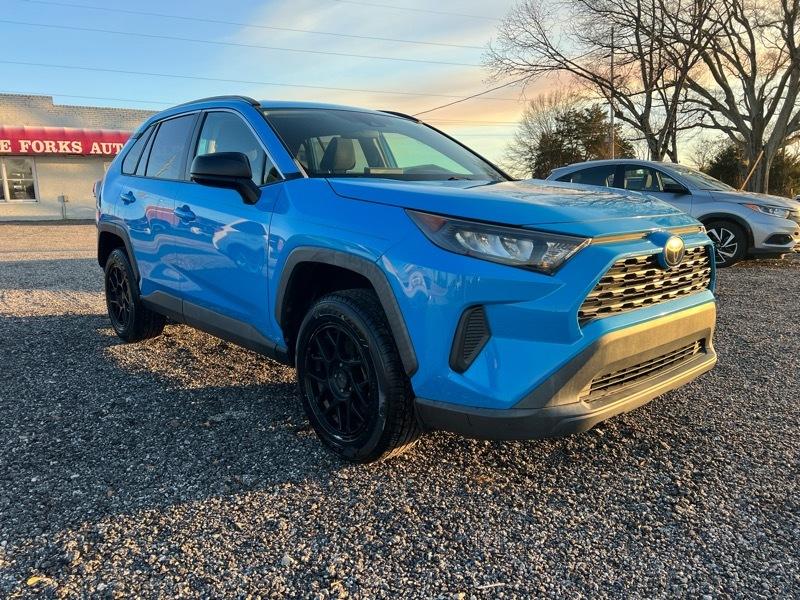 Toyota RAV4 LE 2019