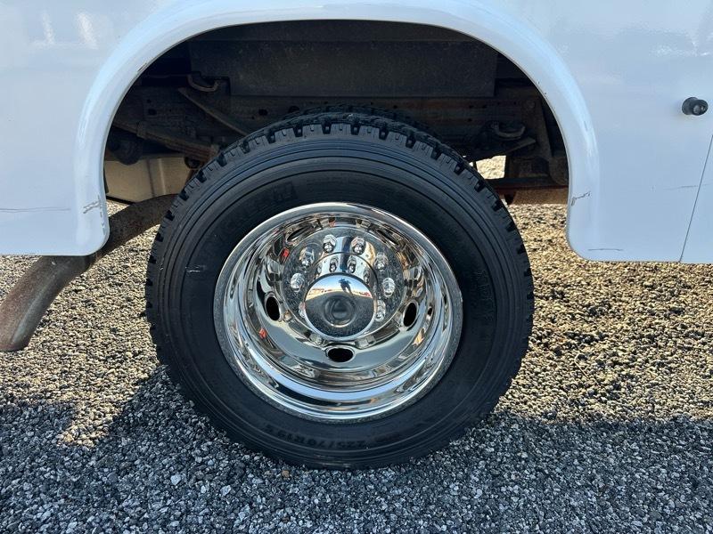 Ford F-450 SD Regular Cab DRW 2WD 2006