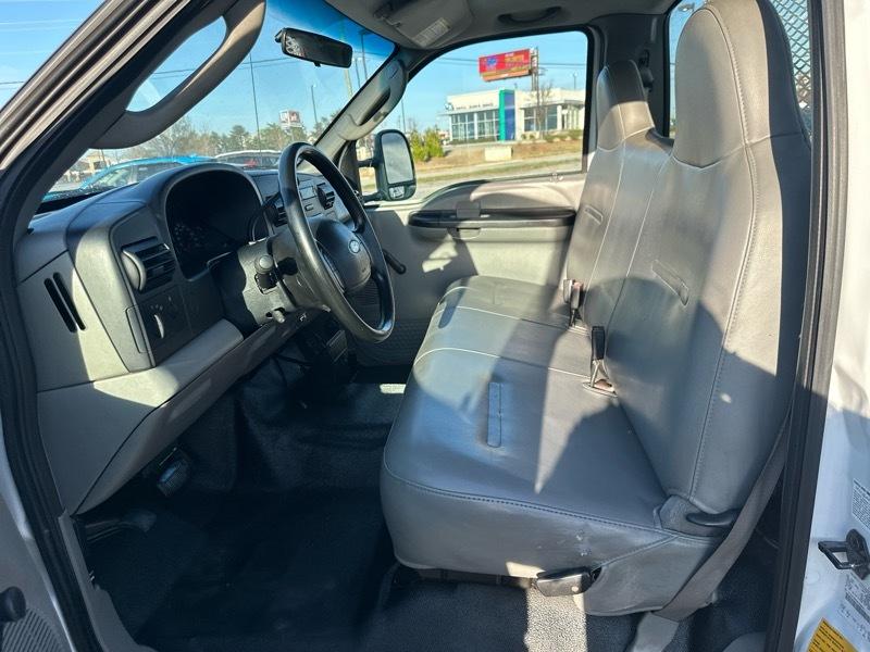 Ford F-450 SD Regular Cab DRW 2WD 2006