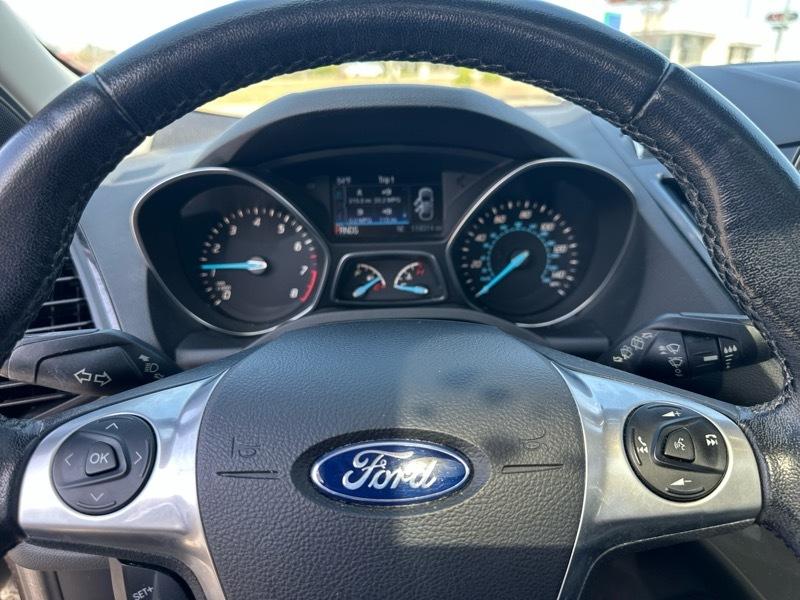 Ford Escape Titanium 4WD 2016