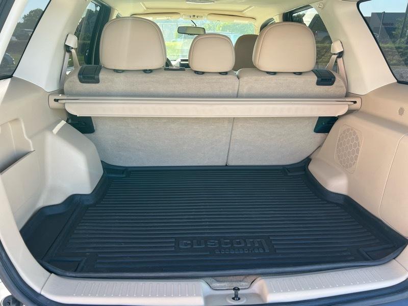 Ford Escape Limited FWD 2012