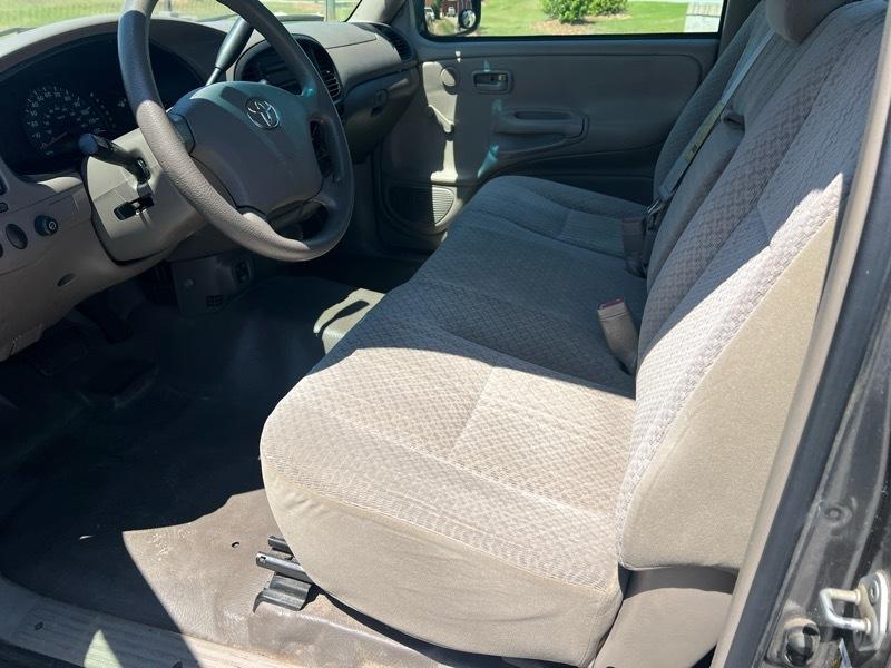 Toyota Tundra Regular Cab 2006