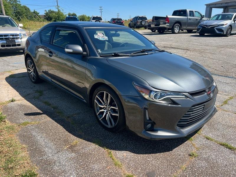 Scion tC Sports Coupe 6-Spd AT 2015