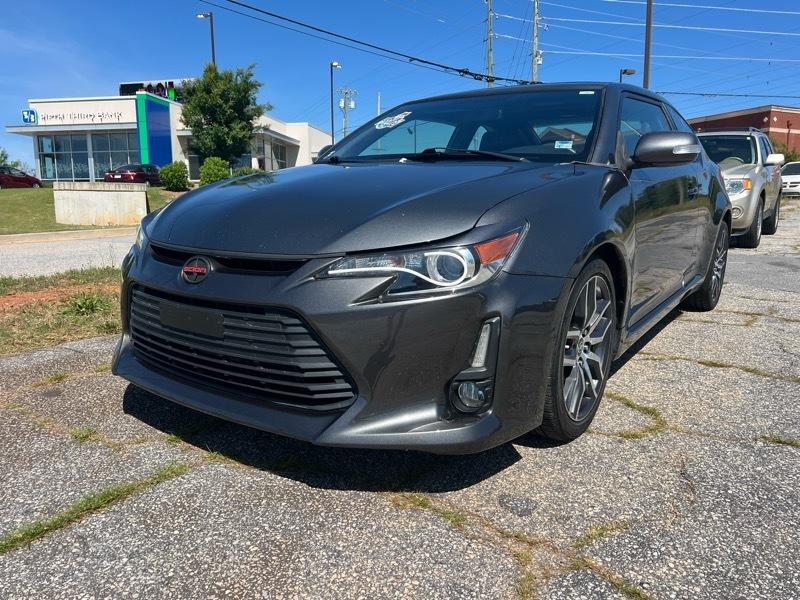 Scion tC Sports Coupe 6-Spd AT 2015