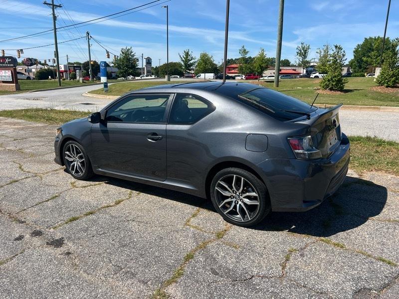 Scion tC Sports Coupe 6-Spd AT 2015