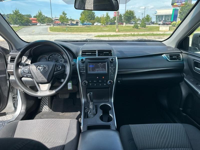 Toyota Camry SE 2015
