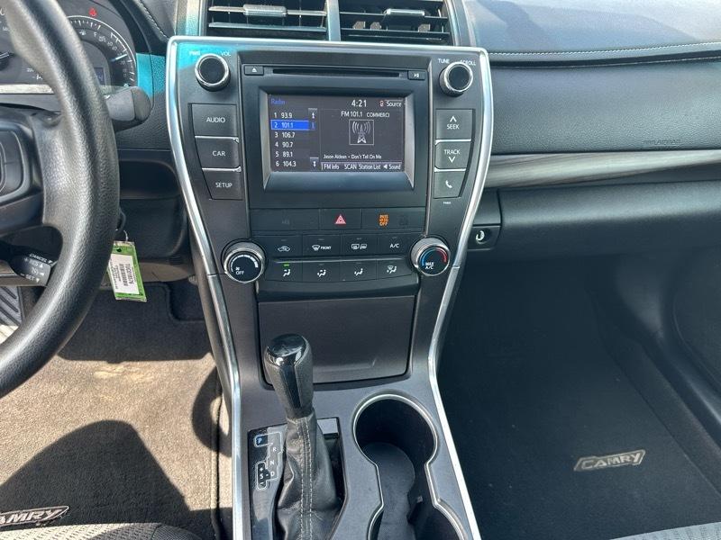 Toyota Camry SE 2015