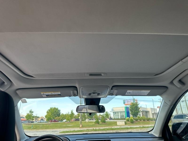 Toyota RAV4 XLE FWD 2017